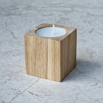 Oak tealight candle holder 50x50x60mm