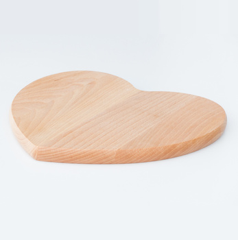 Beech board heart shaped 260x280x15 mm