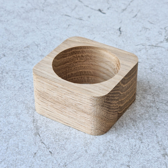 Oak egg holder 50x50x30mm