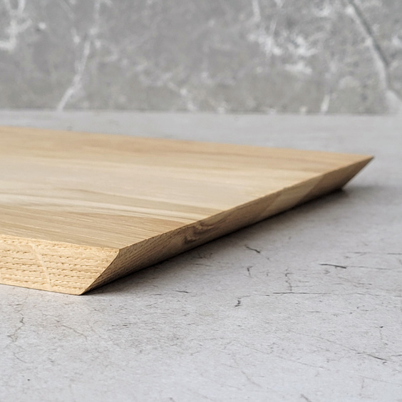 Oak cutting board with oblique sides 220x140x10mm