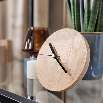 Small oak standing clock ø150x15mm