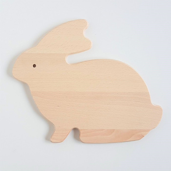 Beech bunny shaped cutting board  250x210x9 mm
