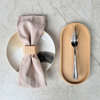 Beech napkin ring 50x50x30mm