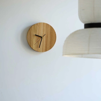 Duży zegar dębowy wiszący ø240x20mm